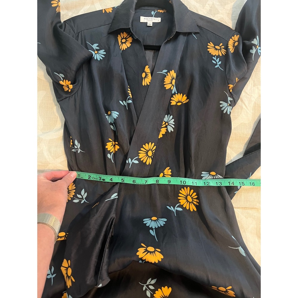Equipment Femme Vivienne Silk Midi Dress Smokey Blue Floral Daisy size 6 - Picture 10 of 15